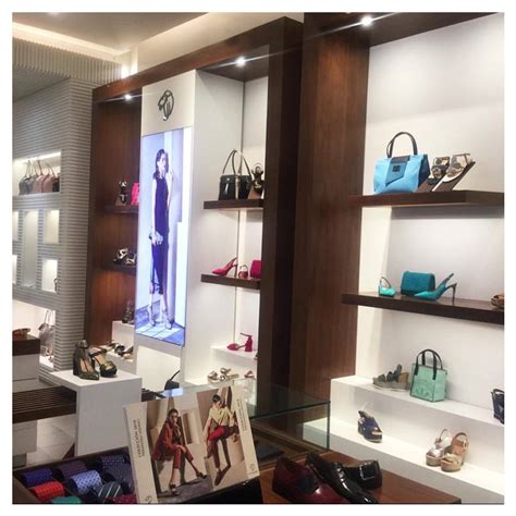 prada plaza patria